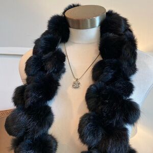 Luxurious Y2K Black Angora Rabbit Fur PomPom Scarf